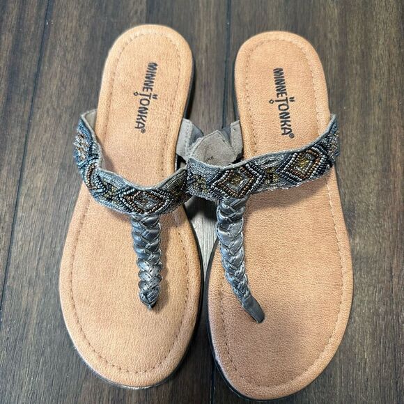 Minnetonka Roatan Beaded Thong sandal pewter sz 7 - Picture 1 of 3